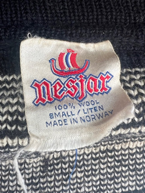 Vntg Norwegian Sweater