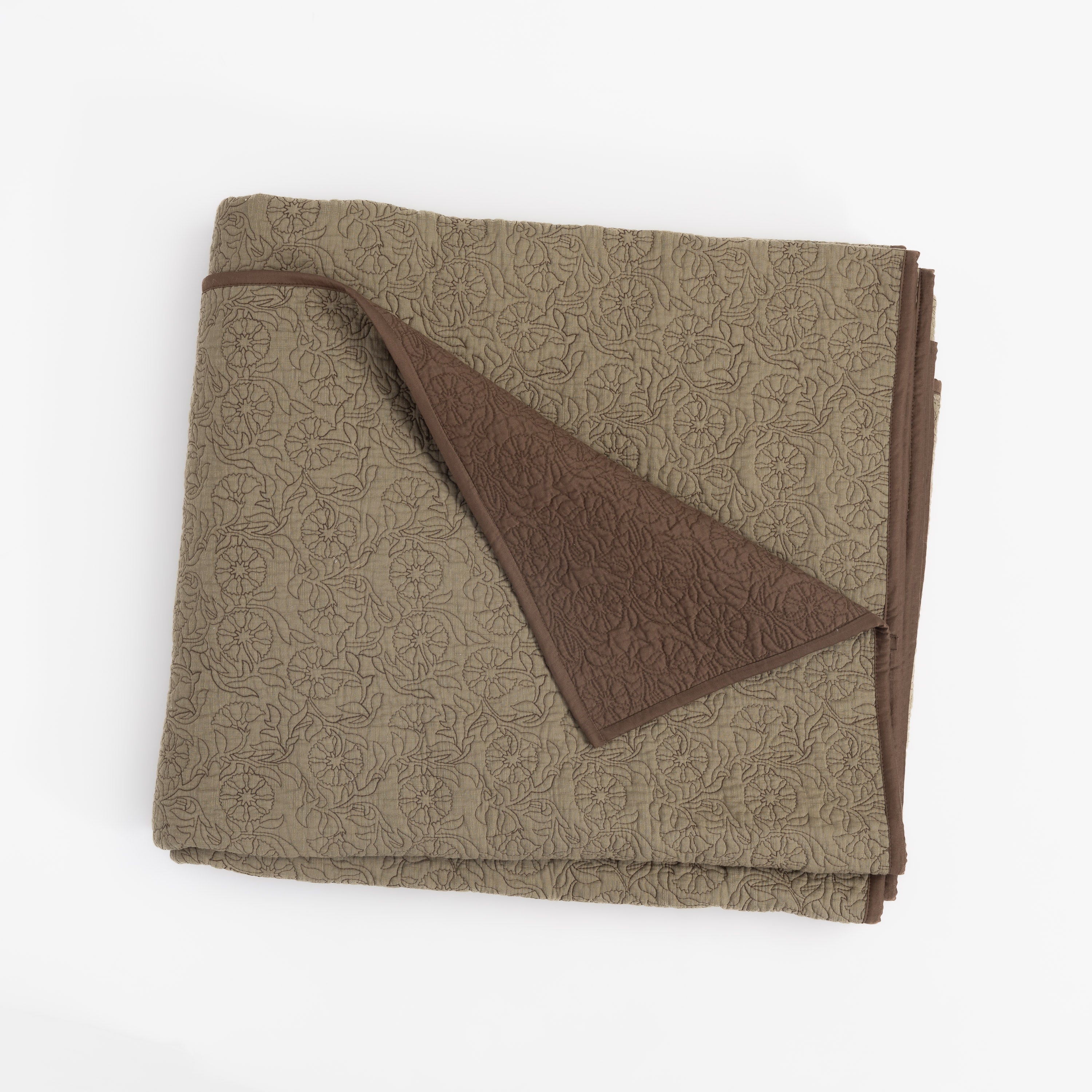 Caroline Quilt, Laurel/Tobacco