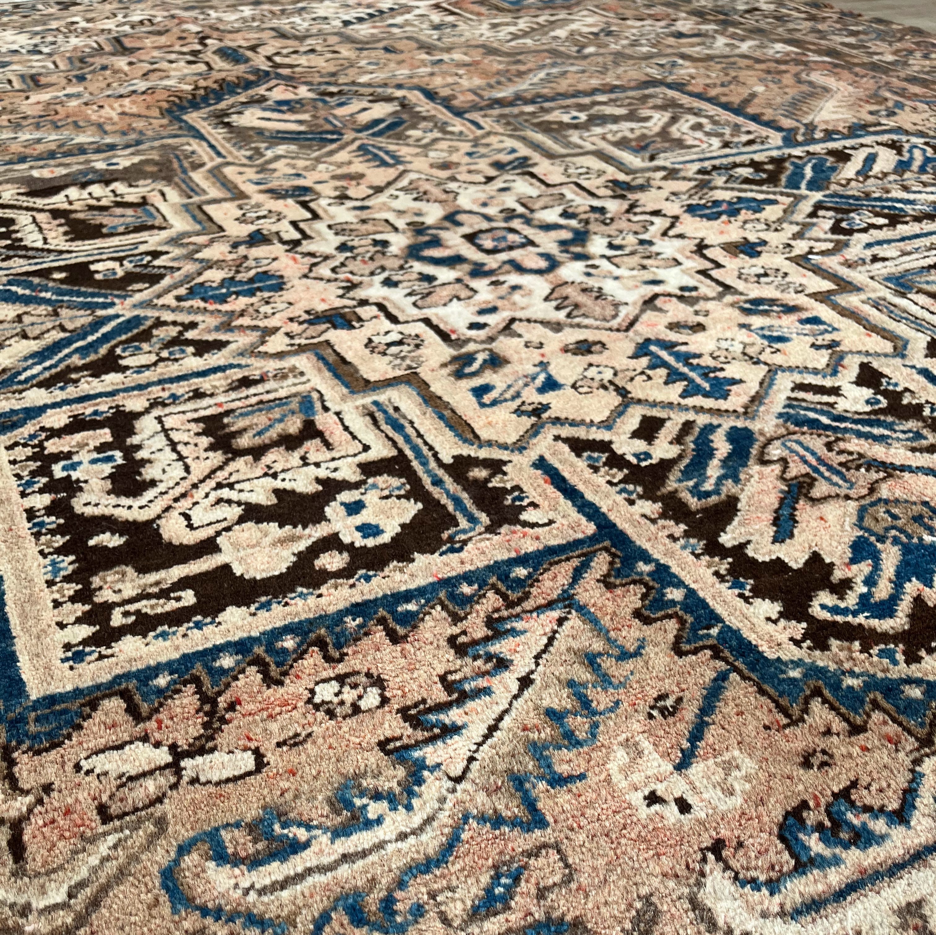 Mina Vintage Geometric Heriz Rug