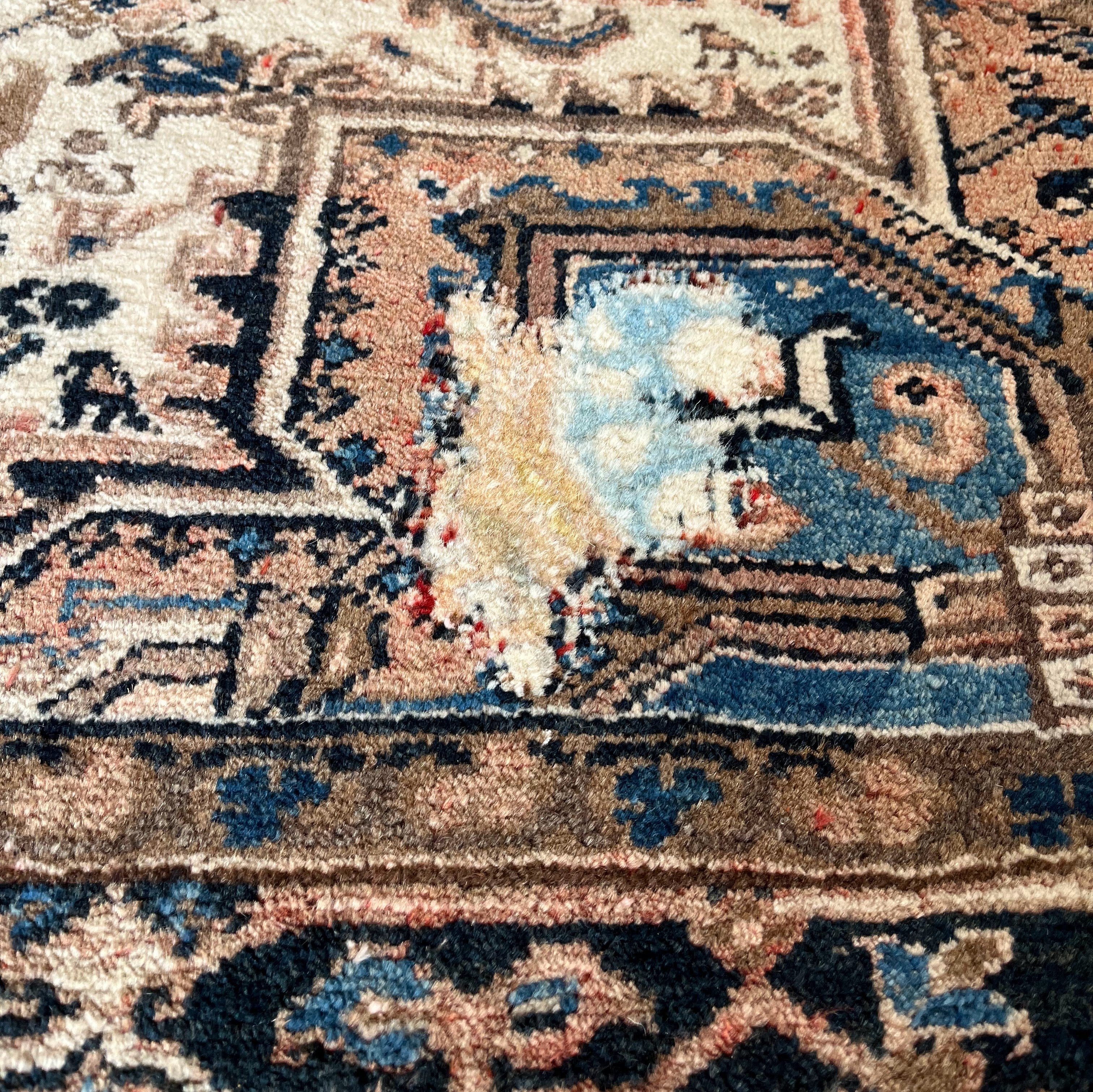 Mina Vintage Geometric Heriz Rug