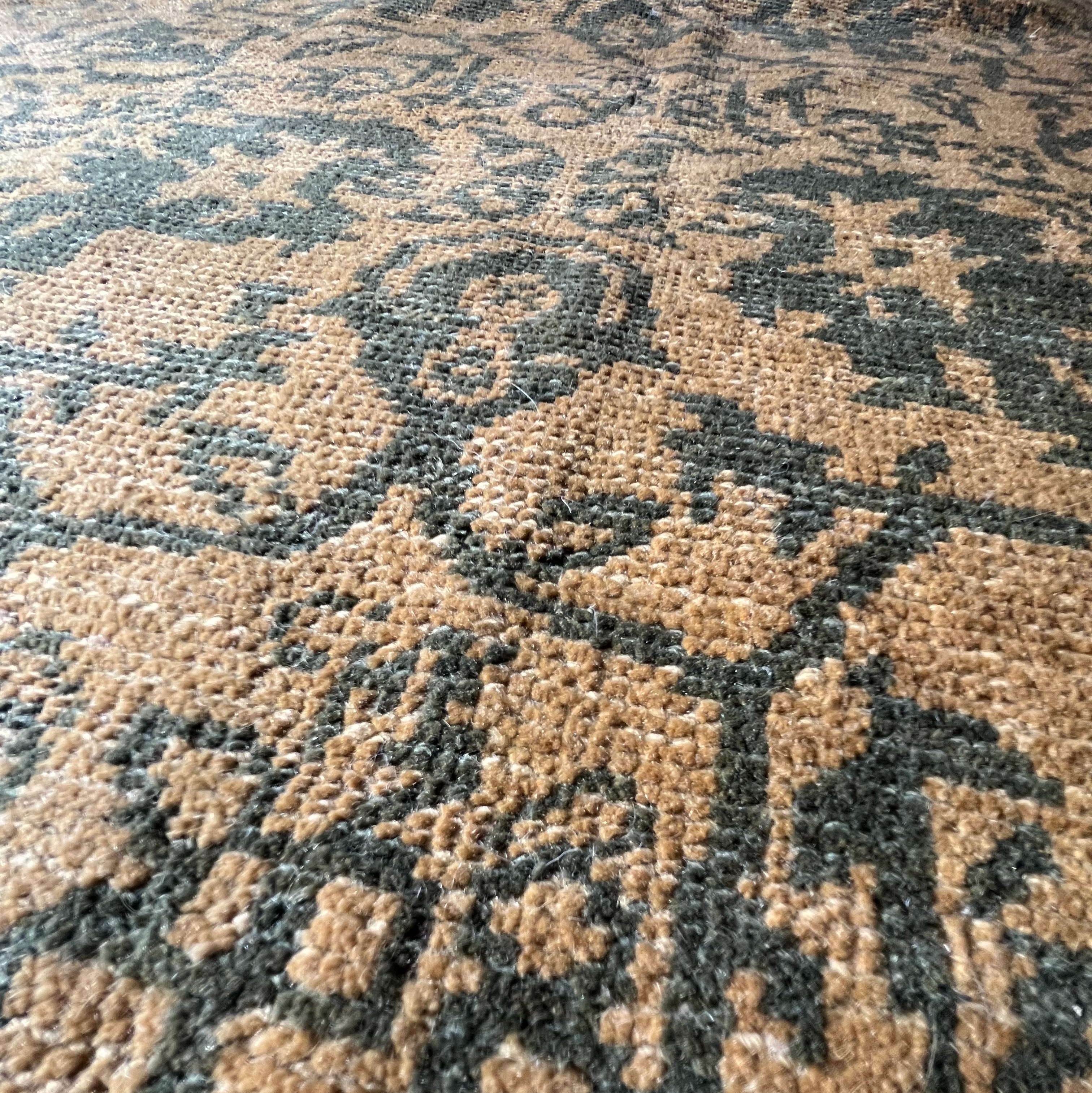 Kuzu Gordes Floral Vines Rug