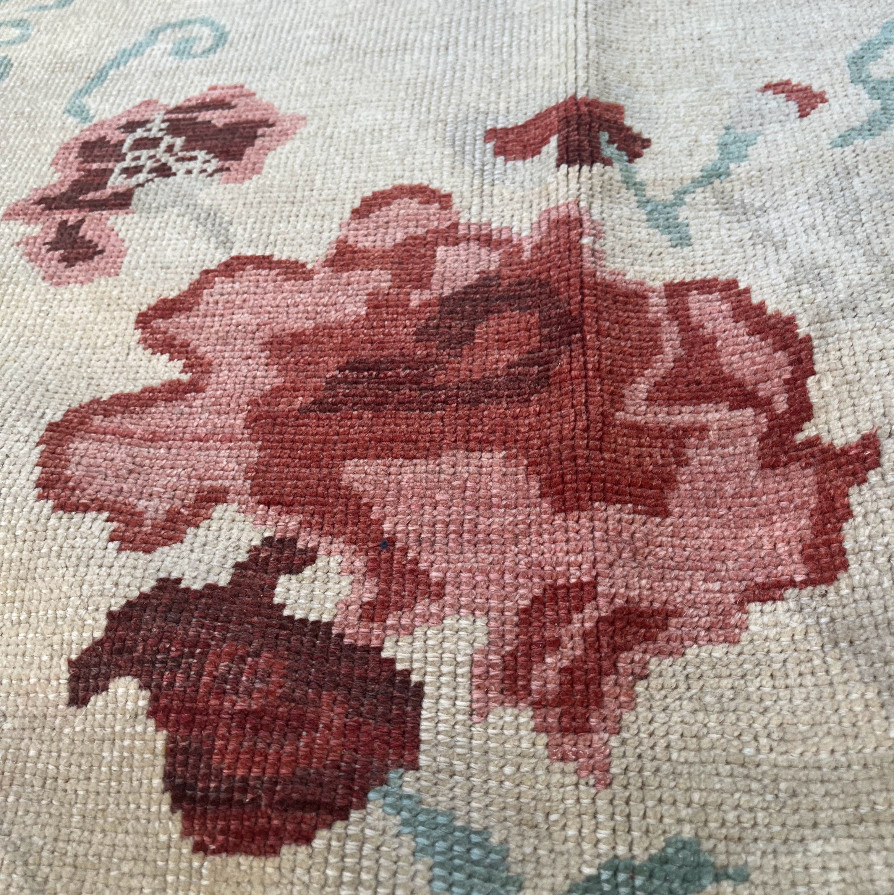 Buket Floral Beige Rug