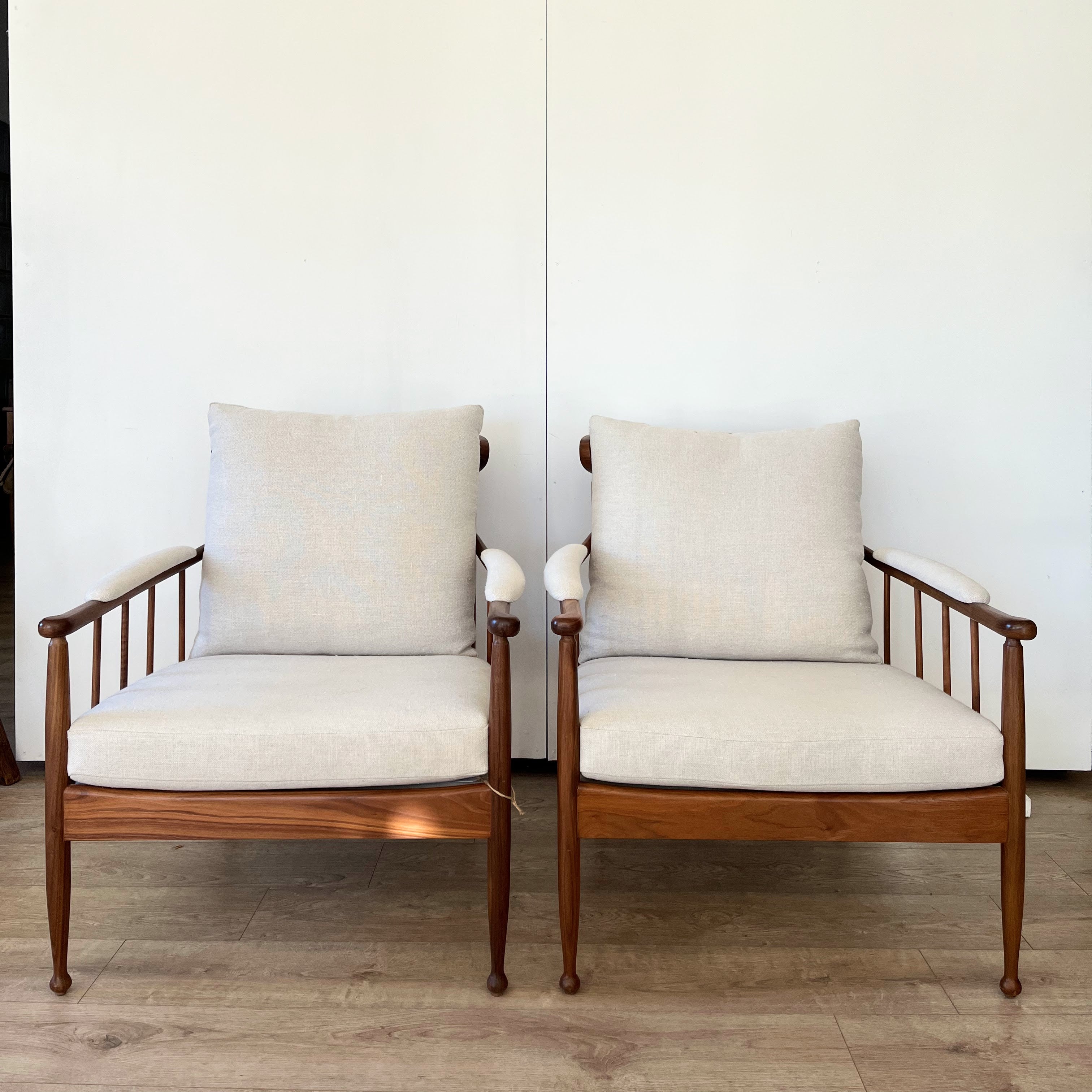 S/2 Lori Walnut Natural Armchairs
