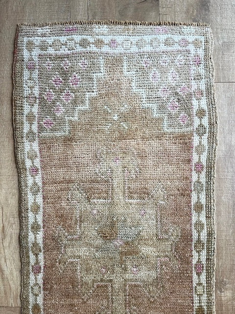 Mayli Vintage Mini Turkish Rug