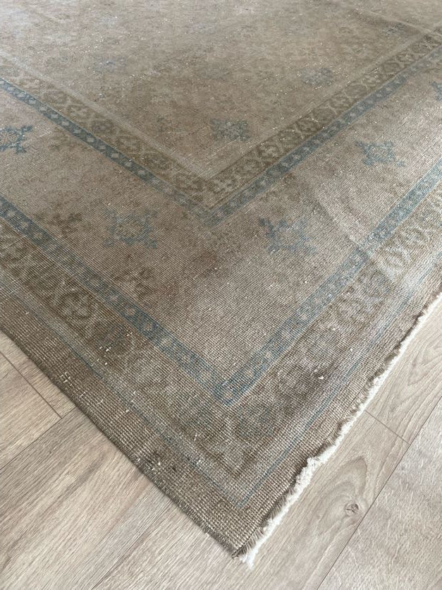 Lilou Vintage Persian Mahal Rug